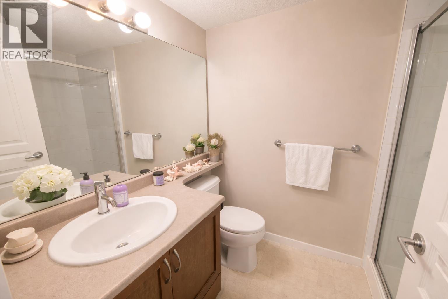 203 2951 Silver Springs Boulevard Property Photo 4