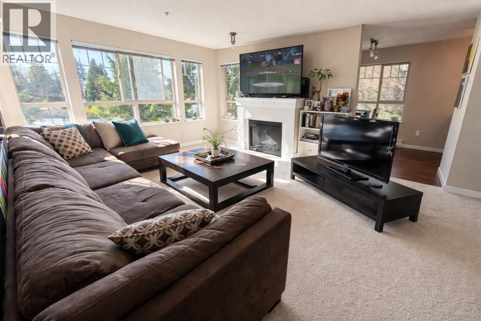 203 2951 Silver Springs Boulevard Property Photo 7