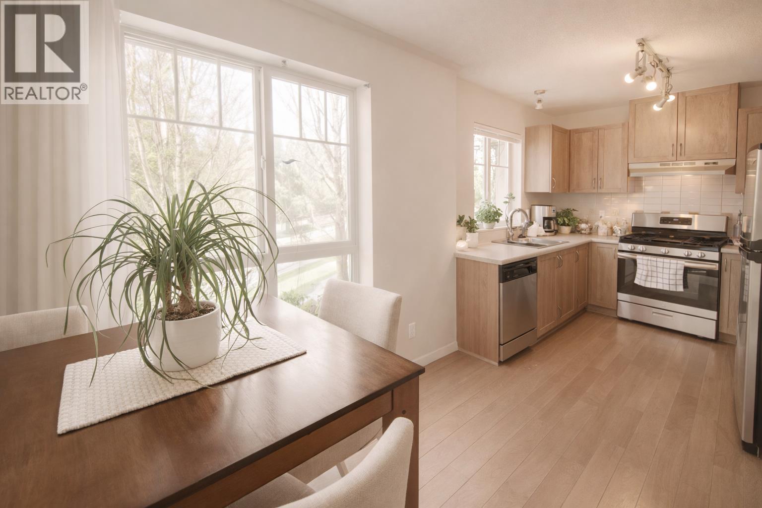 203 2951 Silver Springs Boulevard Property Photo 8