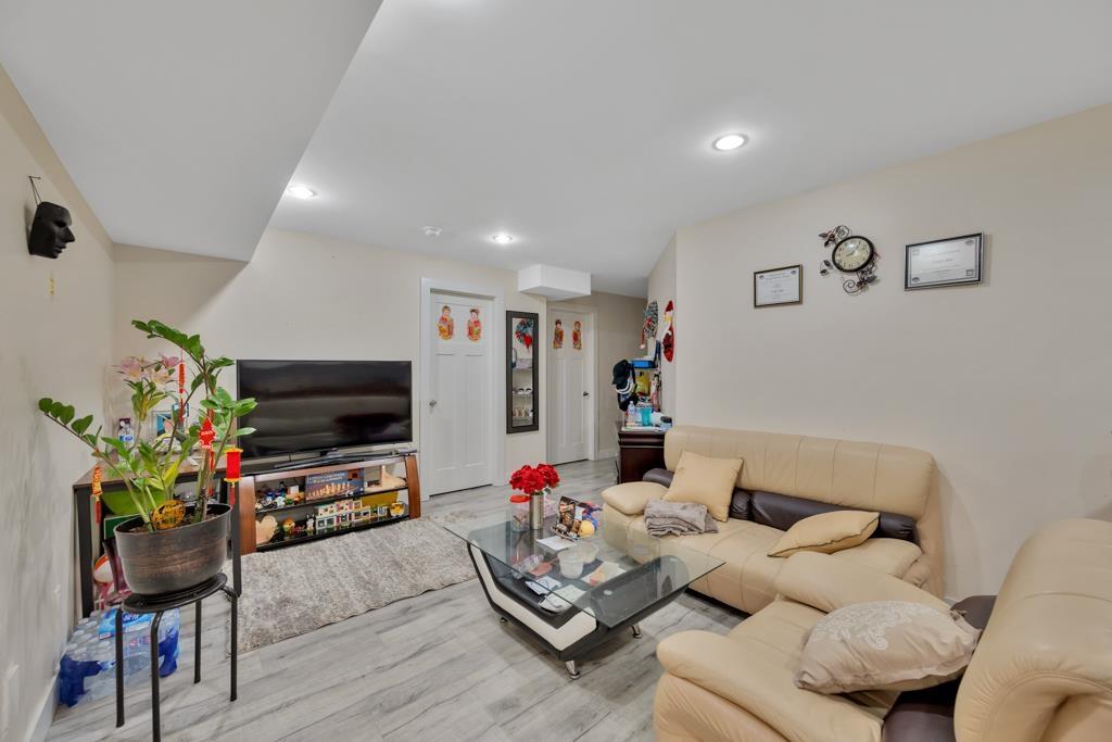 2057 Merlot Boulevard Property Photo 10