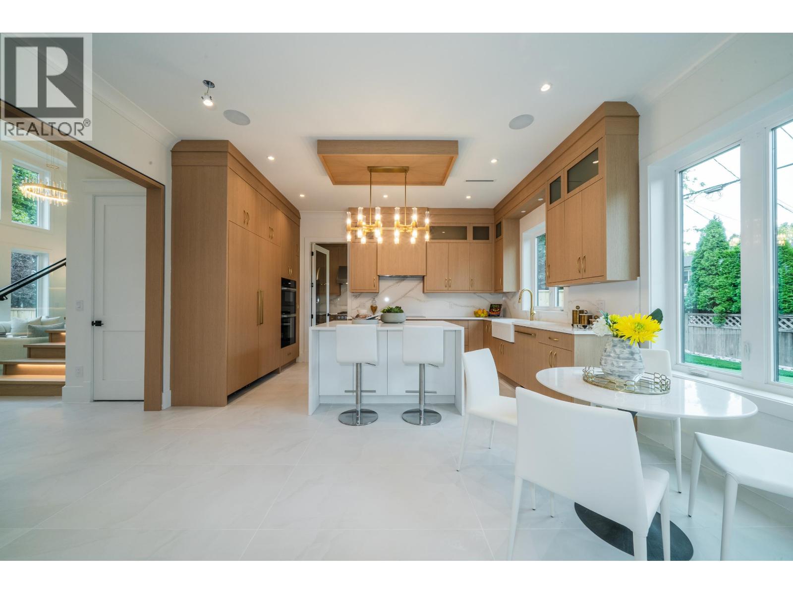 8411 Elsmore Road Property Photo 17