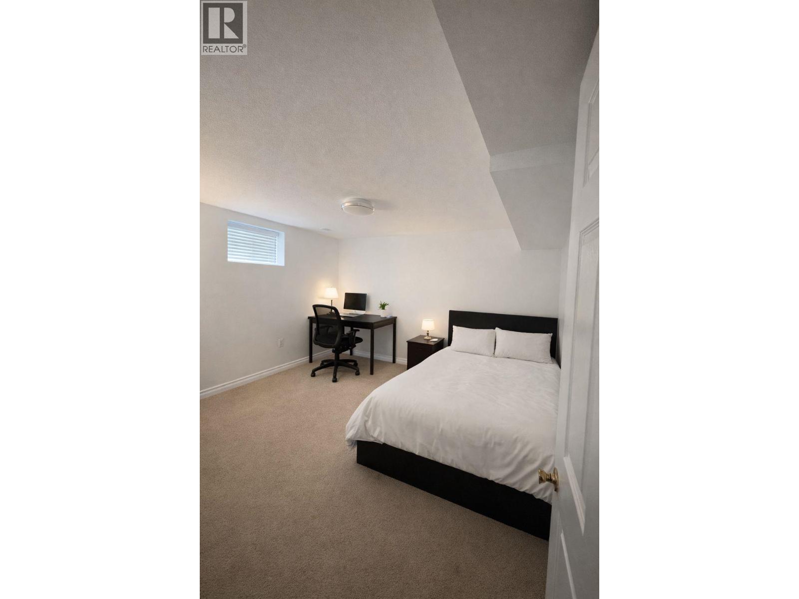 4720 Pandora Street Property Photo 11