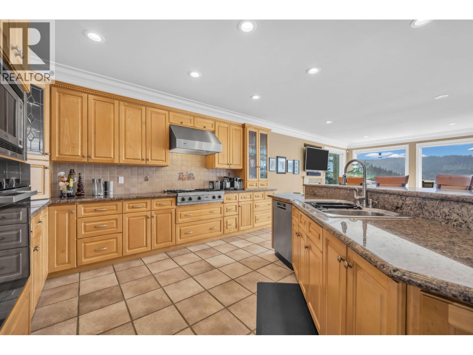 242 Turtlehead Road Property Photo 18