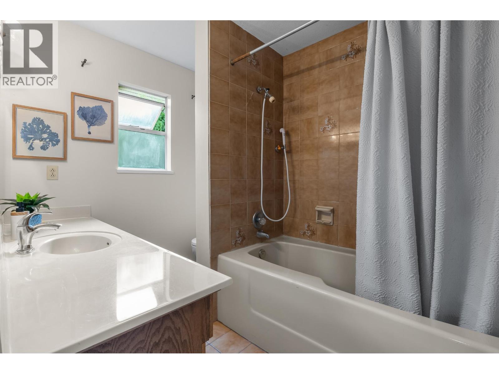 83 Woodland Drive Property Photo 24