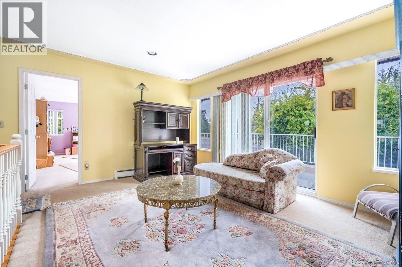 12540 Westminster Highway Property Photo 17