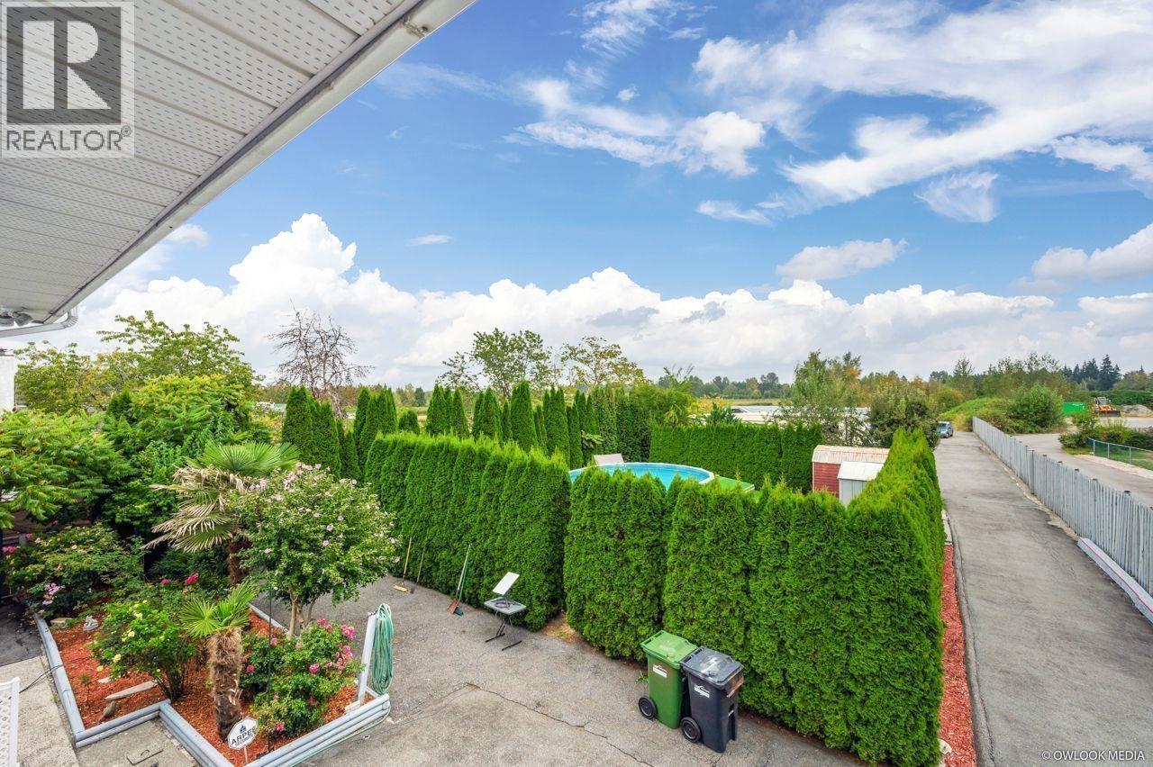 12540 Westminster Highway Property Photo 19