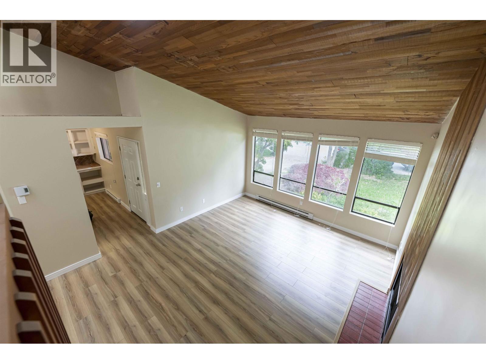 1238 Gabriola Drive Property Photo 4