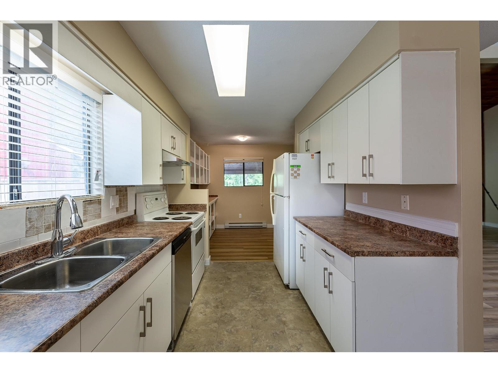 1238 Gabriola Drive Property Photo 5