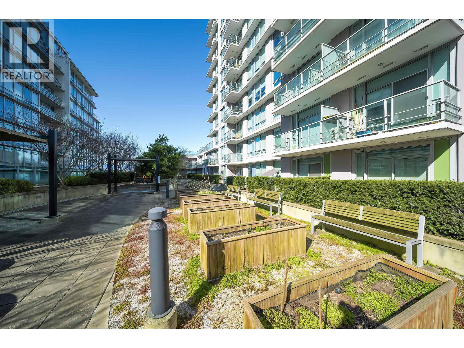 515 5599 Cooney Road Property Photo 16
