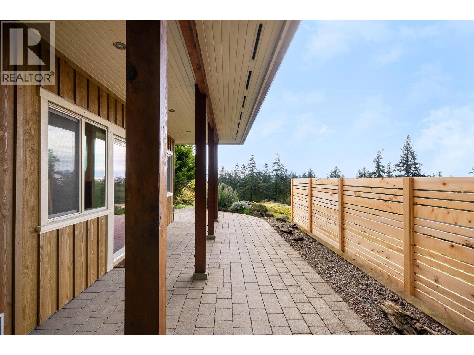879 Seymour Bay Drive Property Photo 19