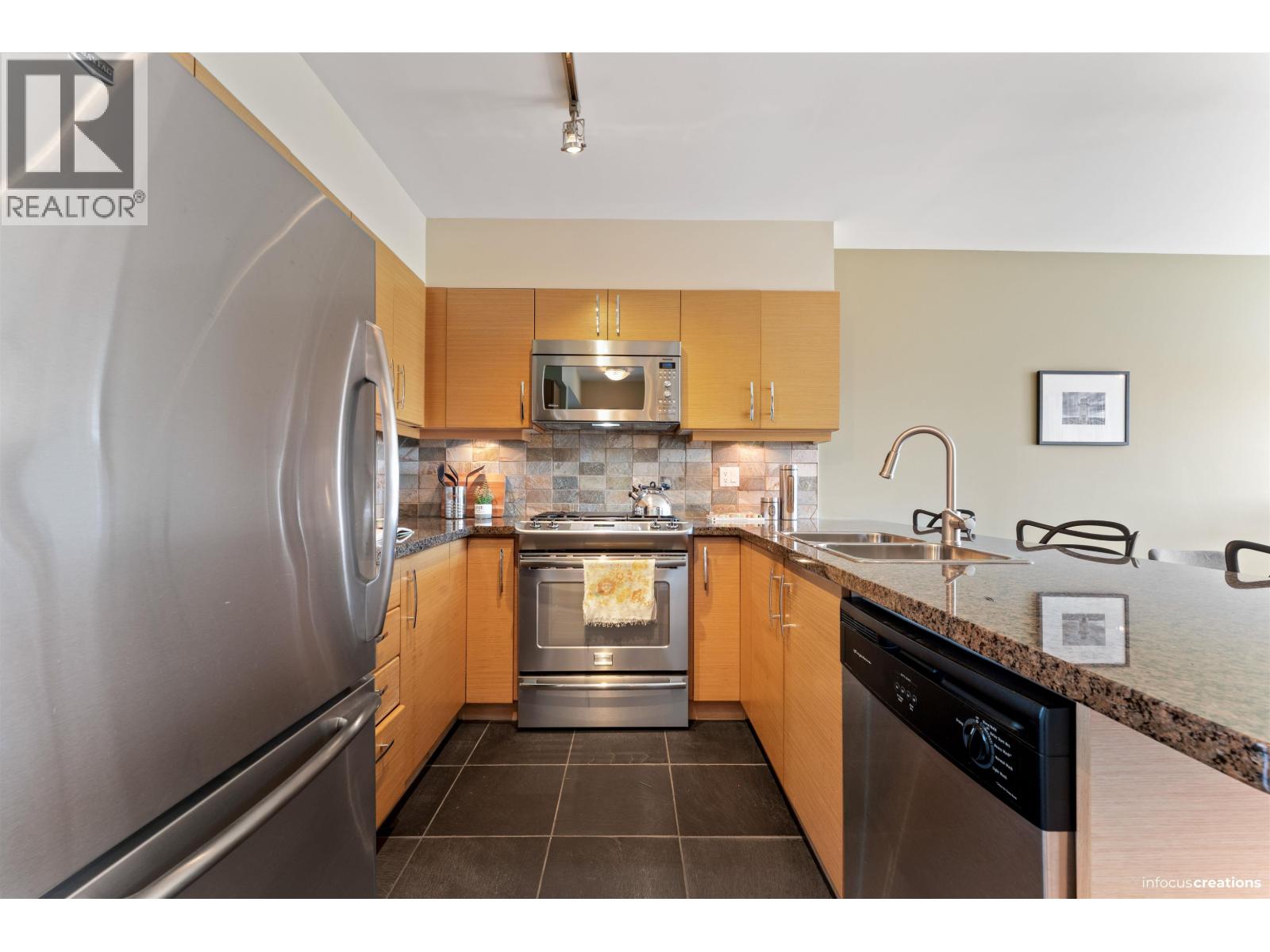 209 1315 56 Street Property Photo 3