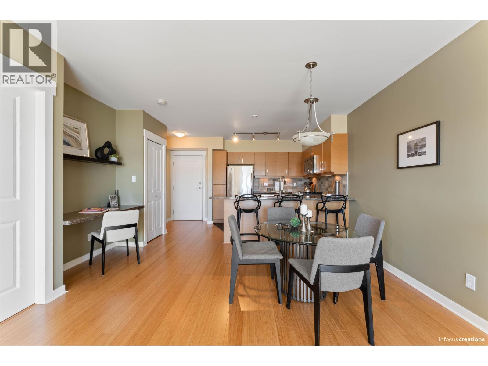 209 1315 56 Street Property Photo 15