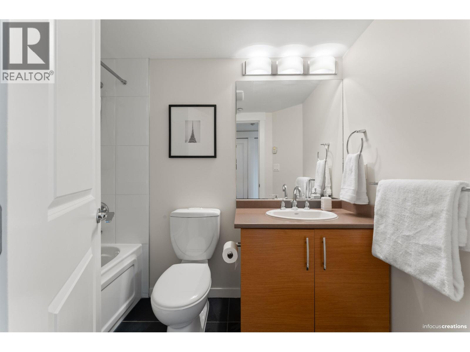 209 1315 56 Street Property Photo 19