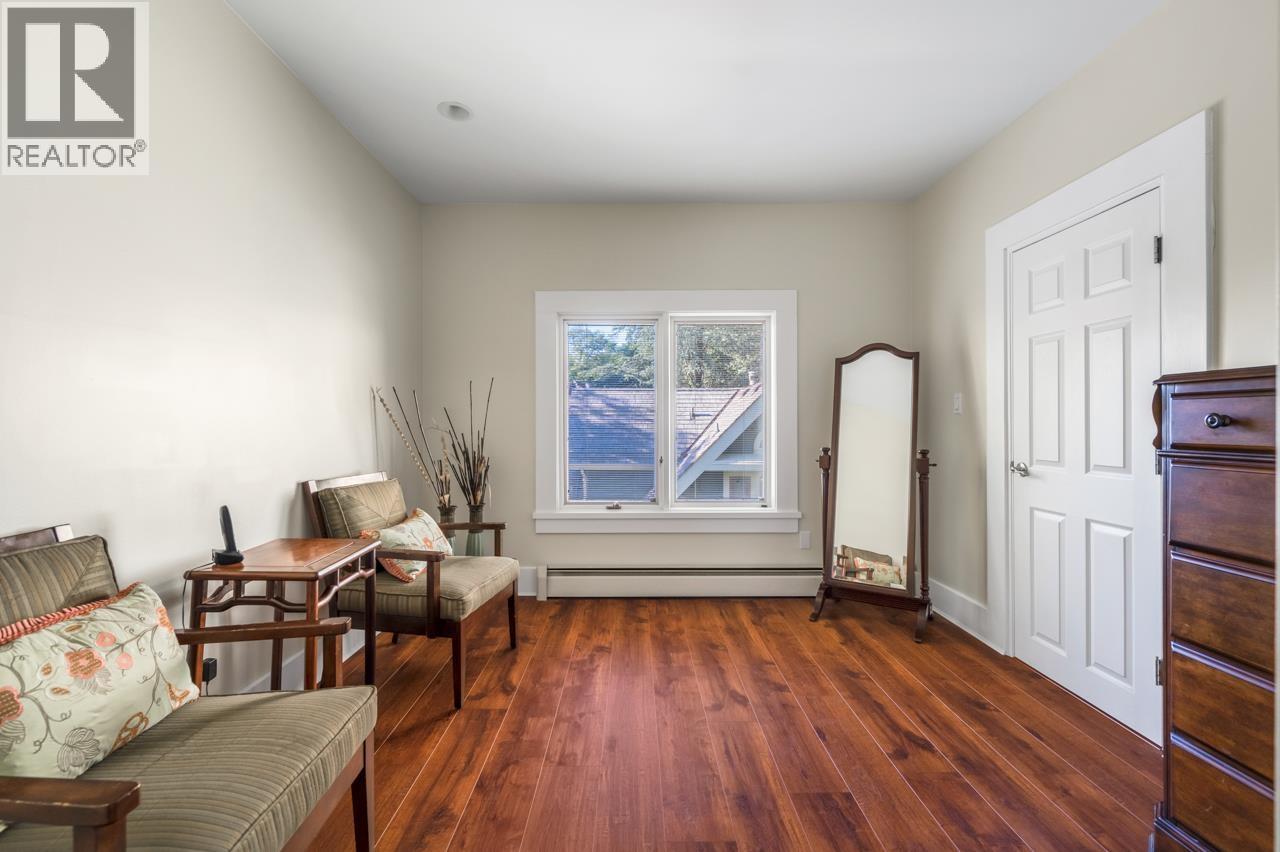 3690 Cartier Street Property Photo 14