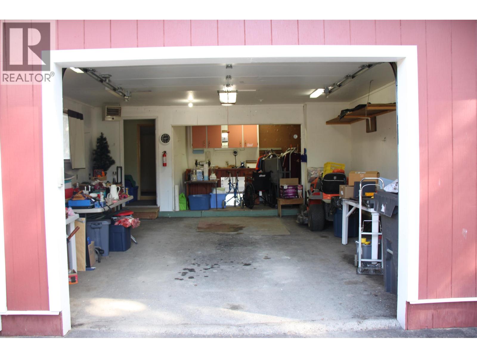 5035 Hansen Court Property Photo 17