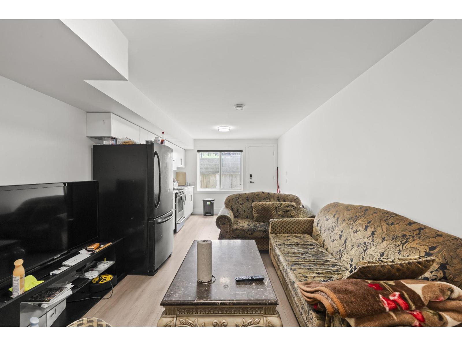 2540 Terminal Court Property Photo 31