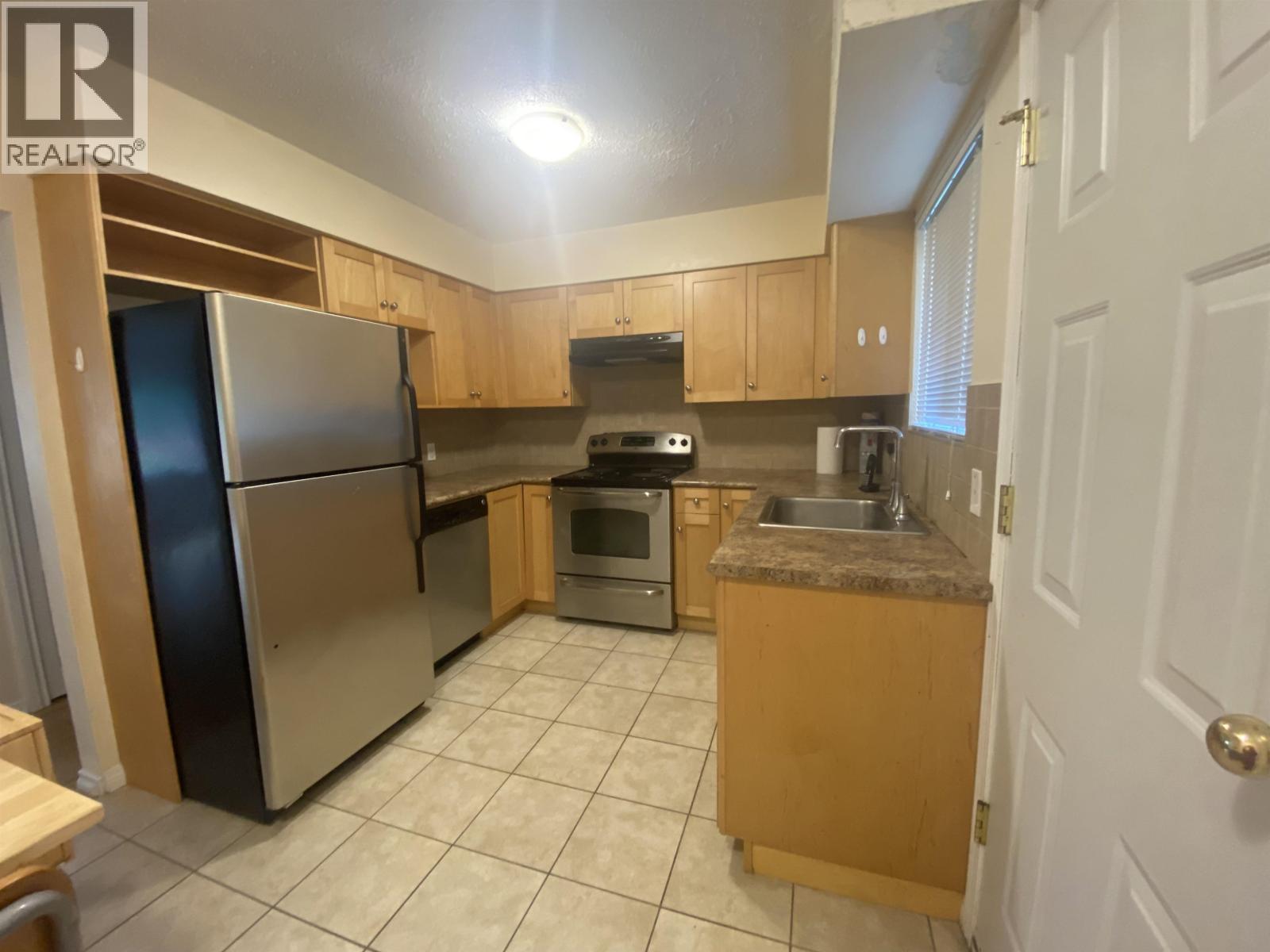 7635 10th Avenue Property Photo 17