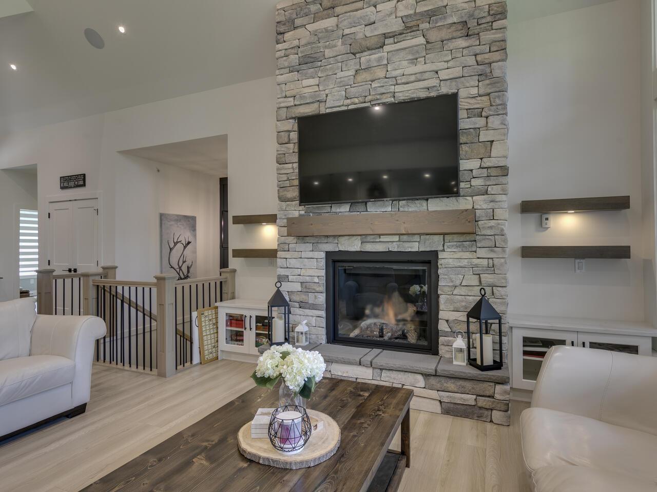 9409 Erickson Street Property Photo 6