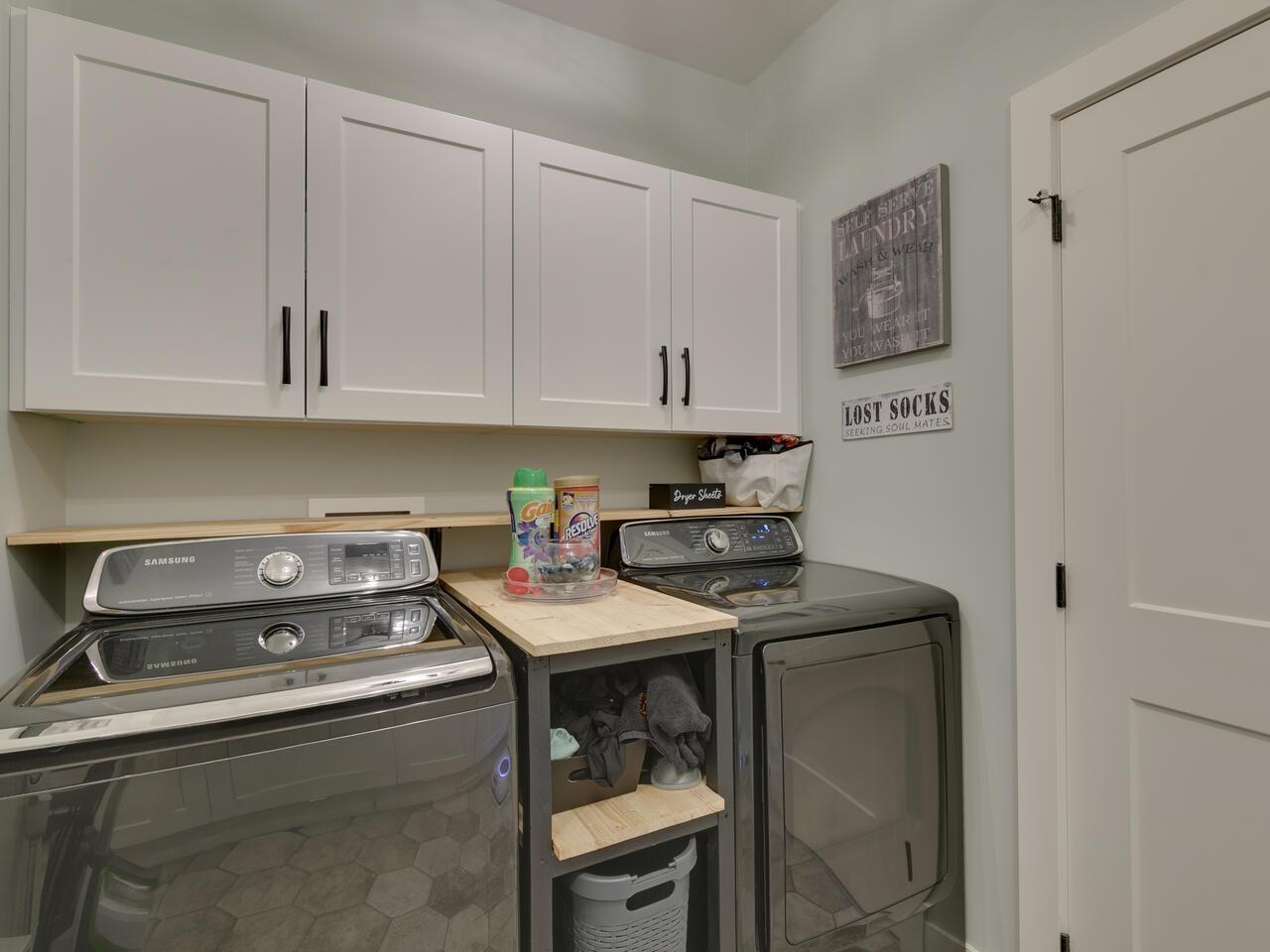 9409 Erickson Street Property Photo 21
