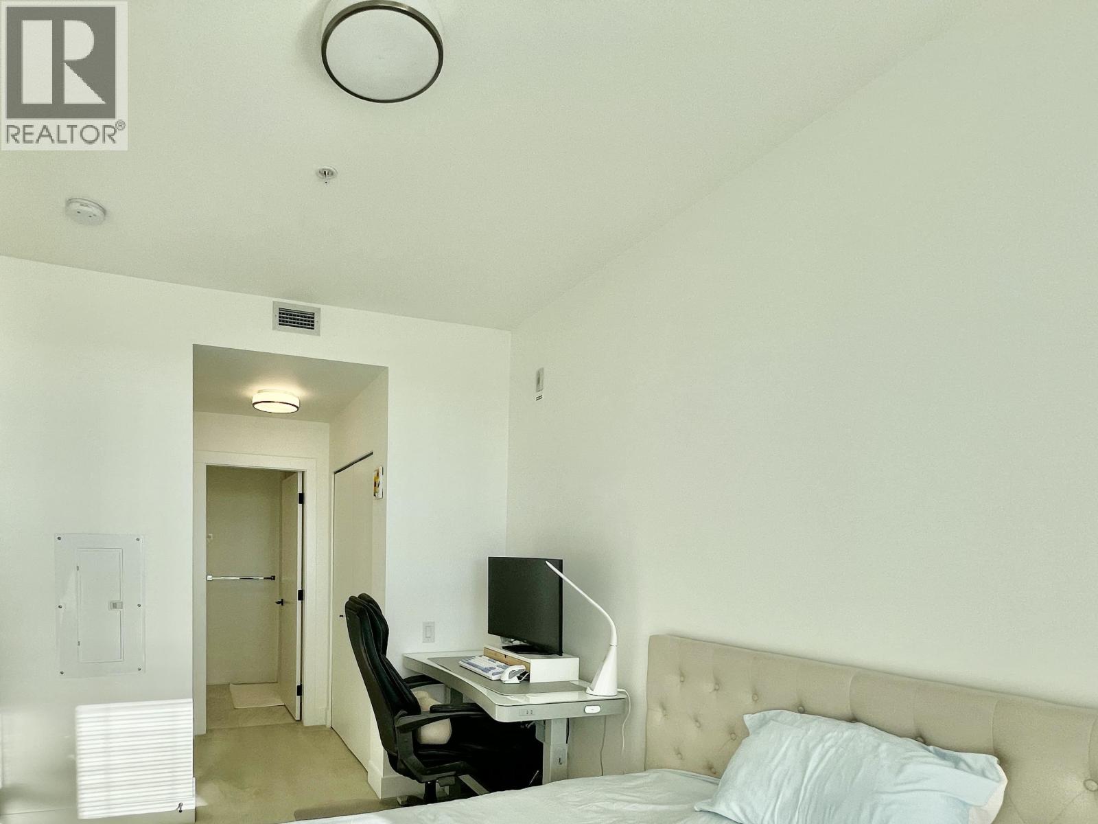 309 9228 Slopes Mews Property Photo 10