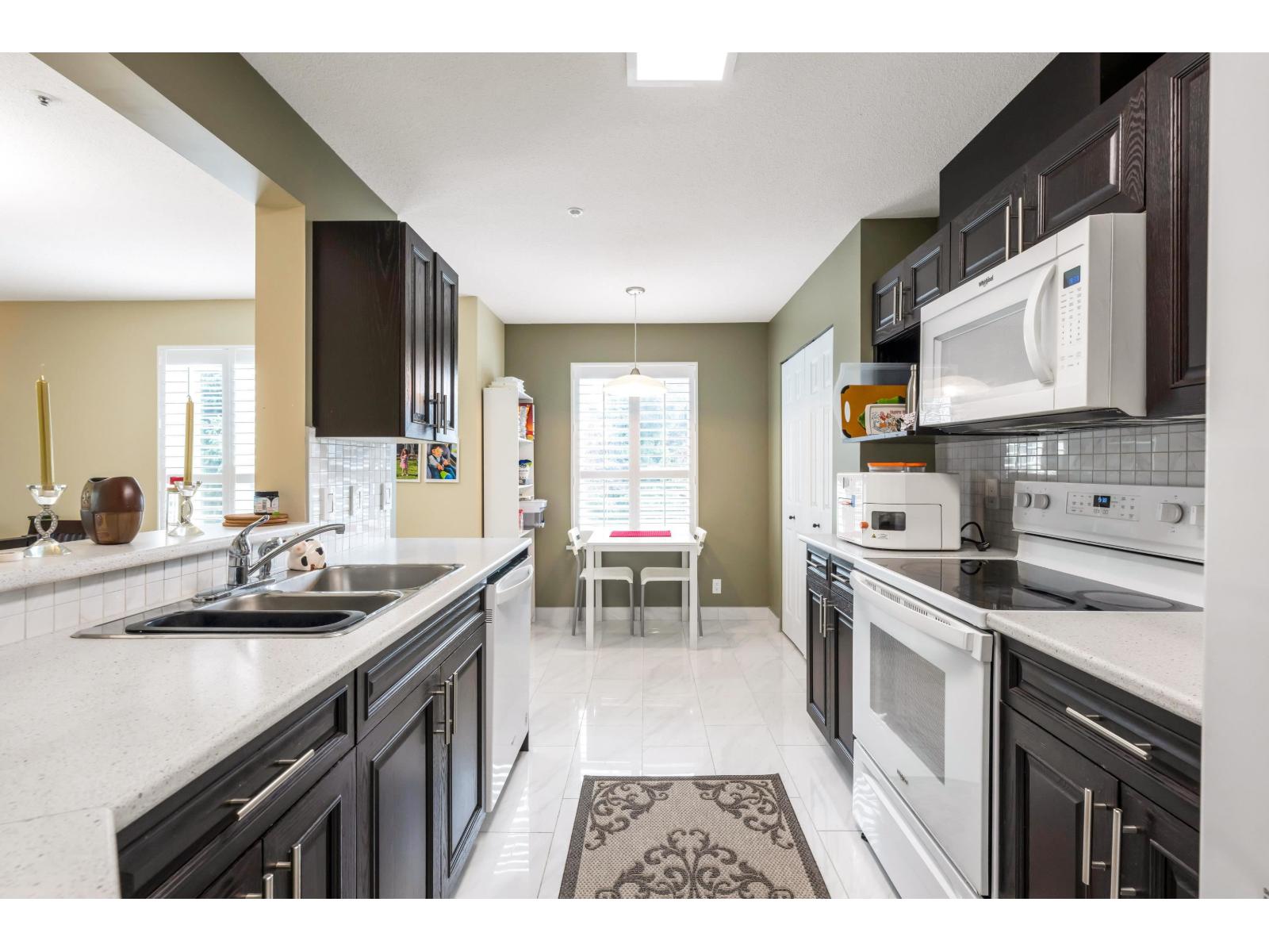 303 13870 70 Avenue Property Photo 10