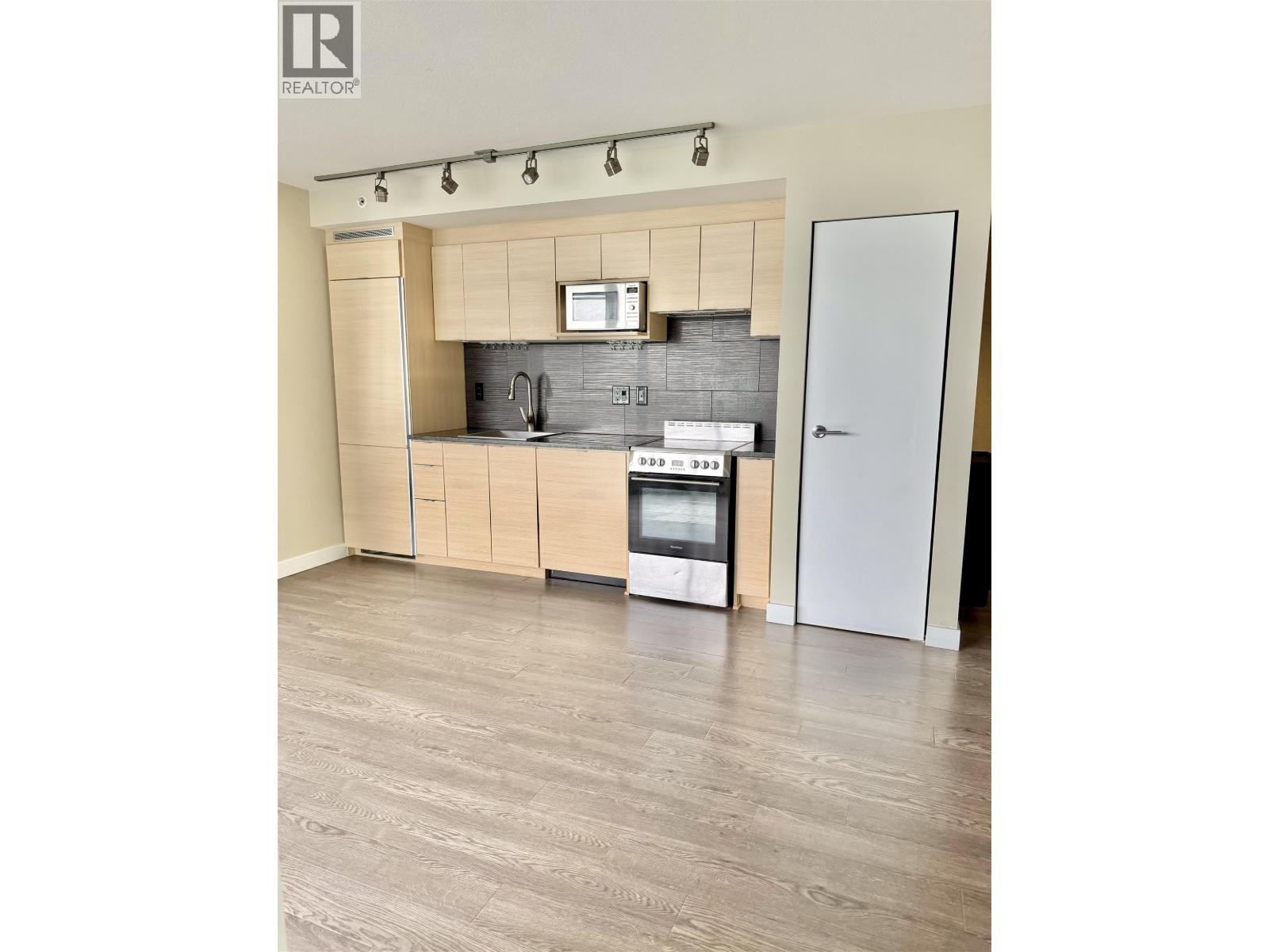 2407 489 Interurban Way Property Photo 10