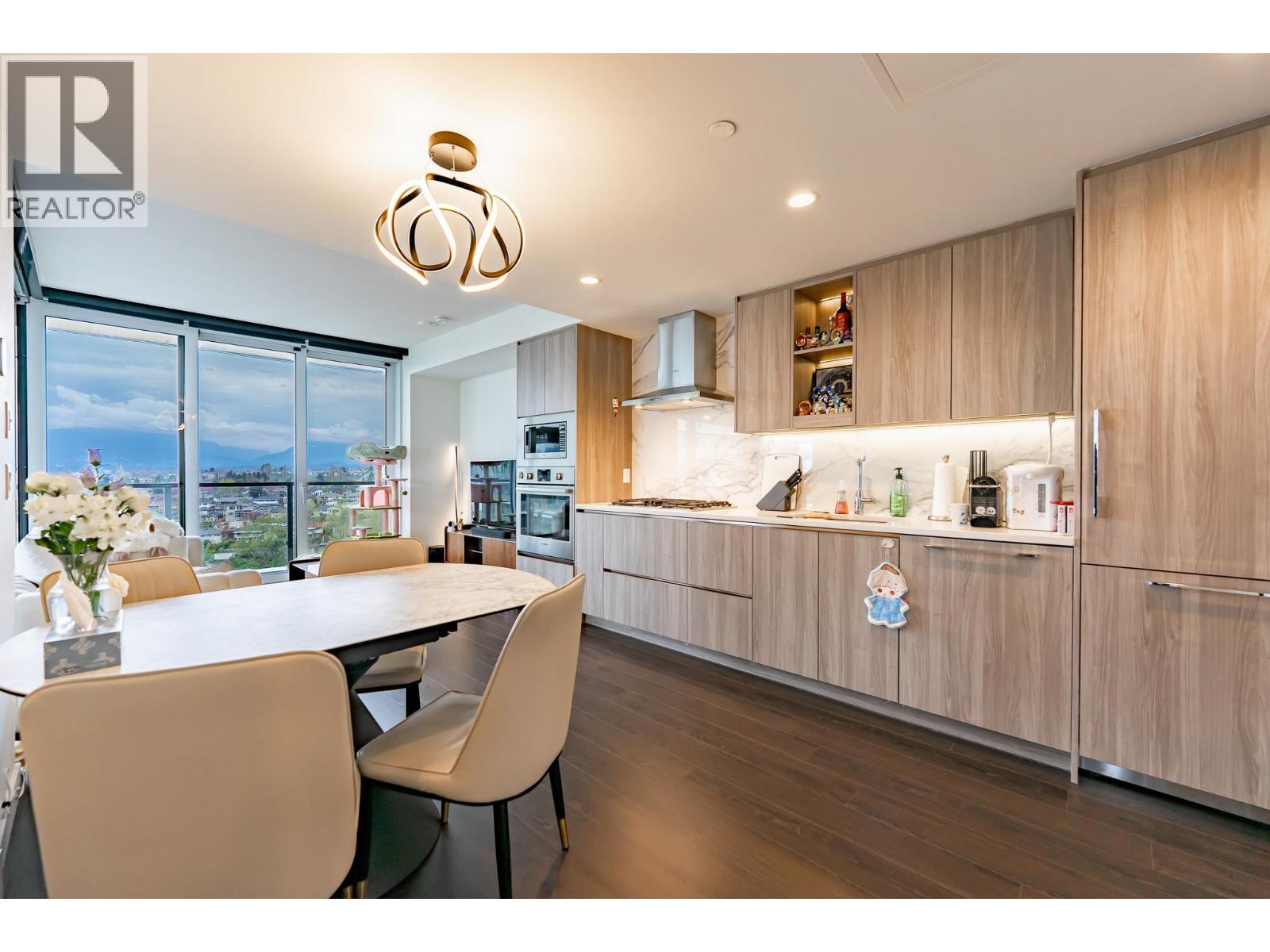 1904 4890 Lougheed Highway Property Photo 17