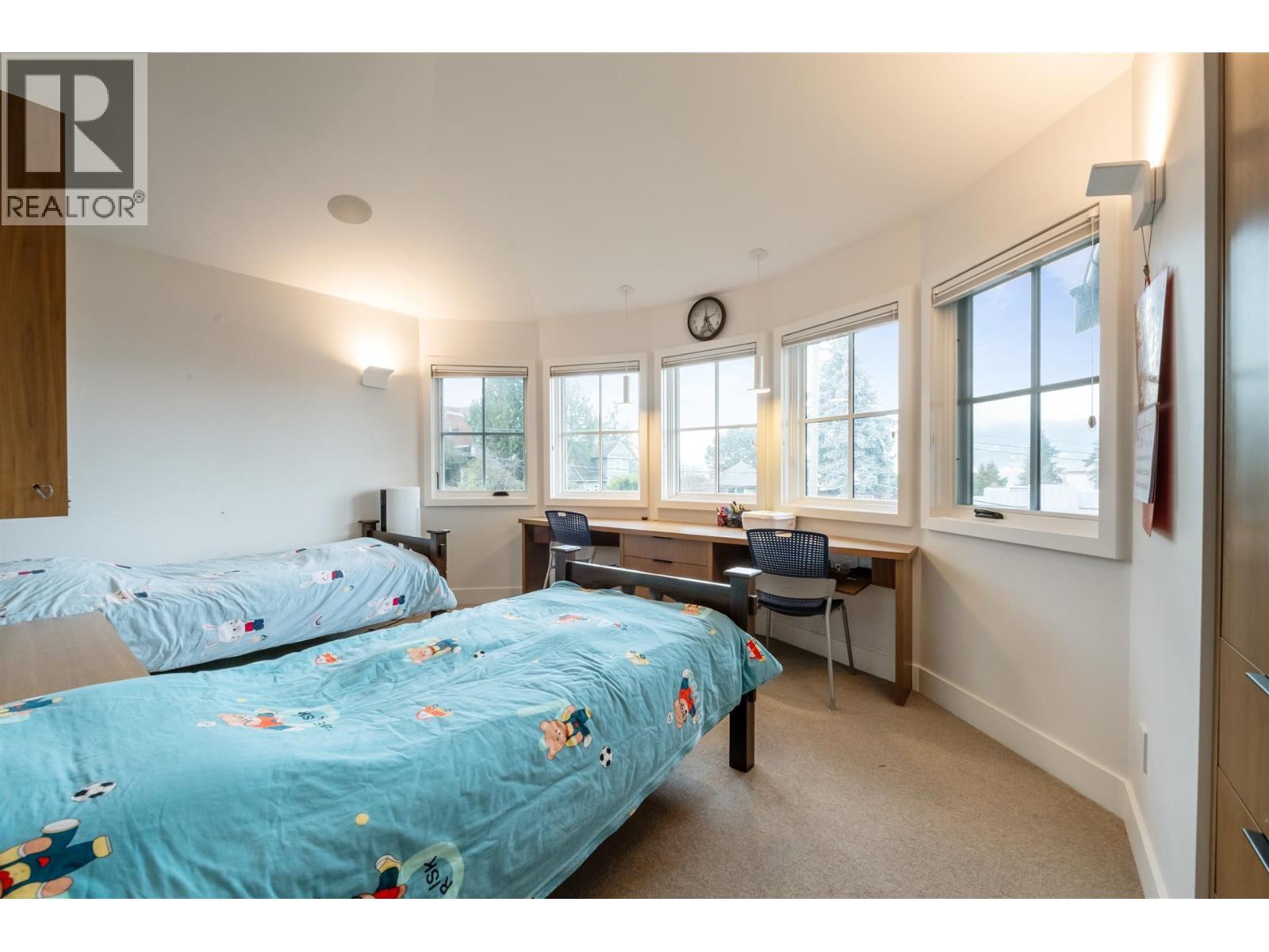 4546 Langara Avenue Property Photo 18