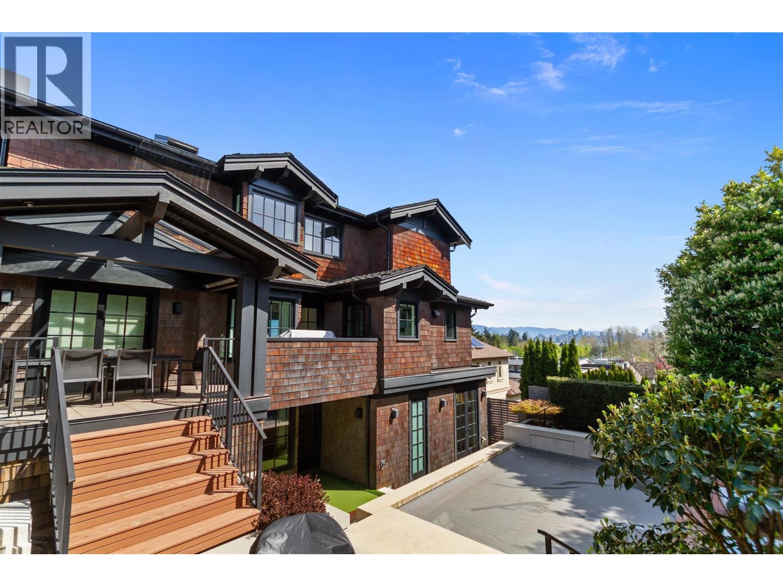 4546 Langara Avenue Property Photo 31