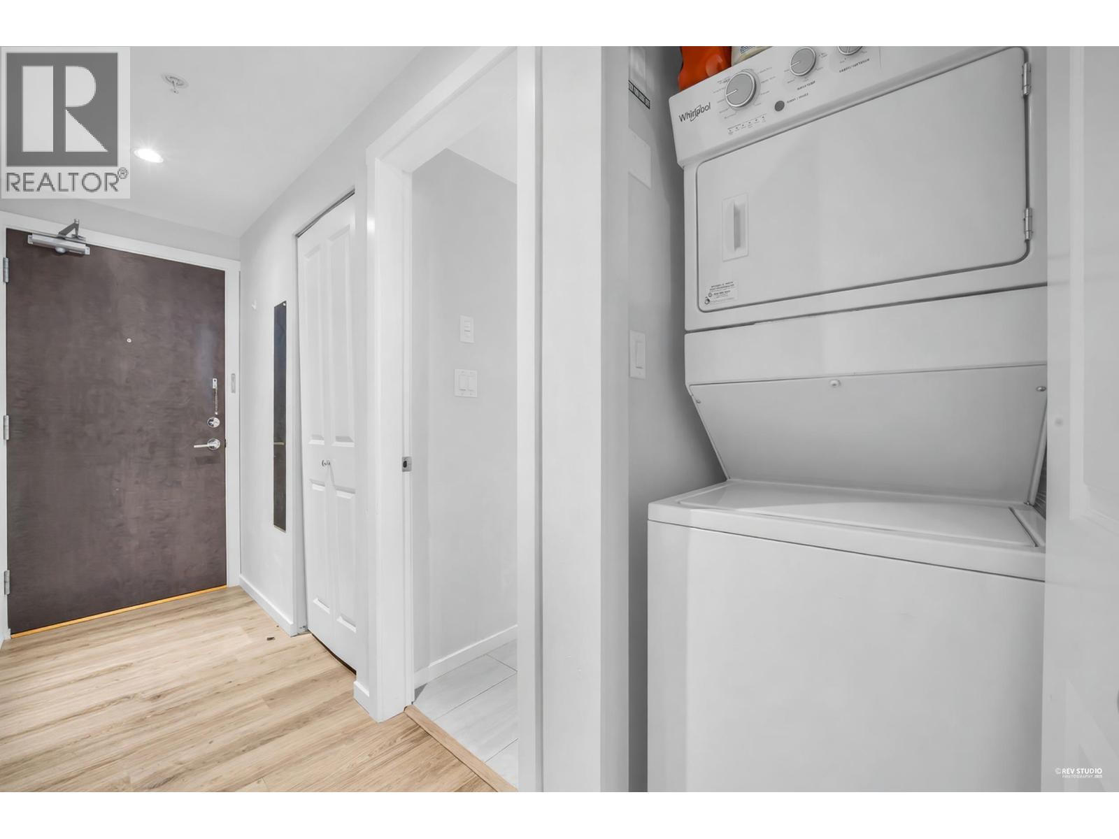1607 6638 Dunblane Avenue Property Photo 20