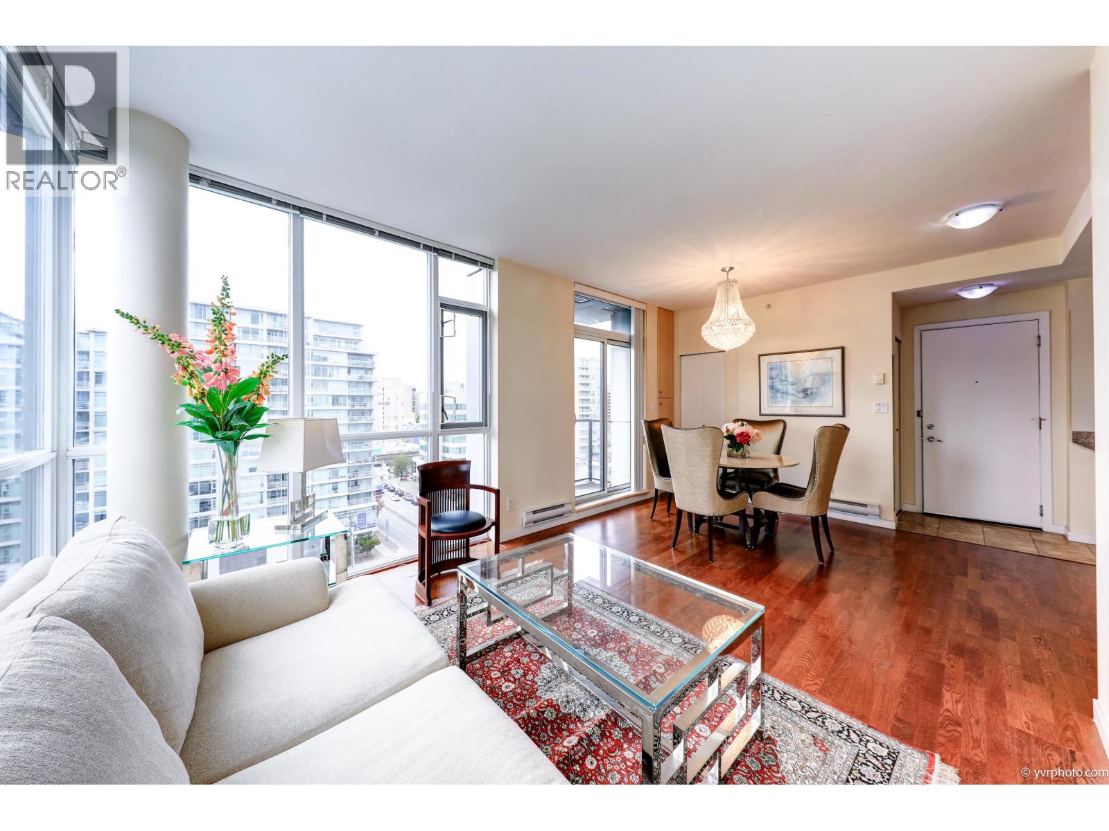1005 6133 Buswell Street Property Photo 14