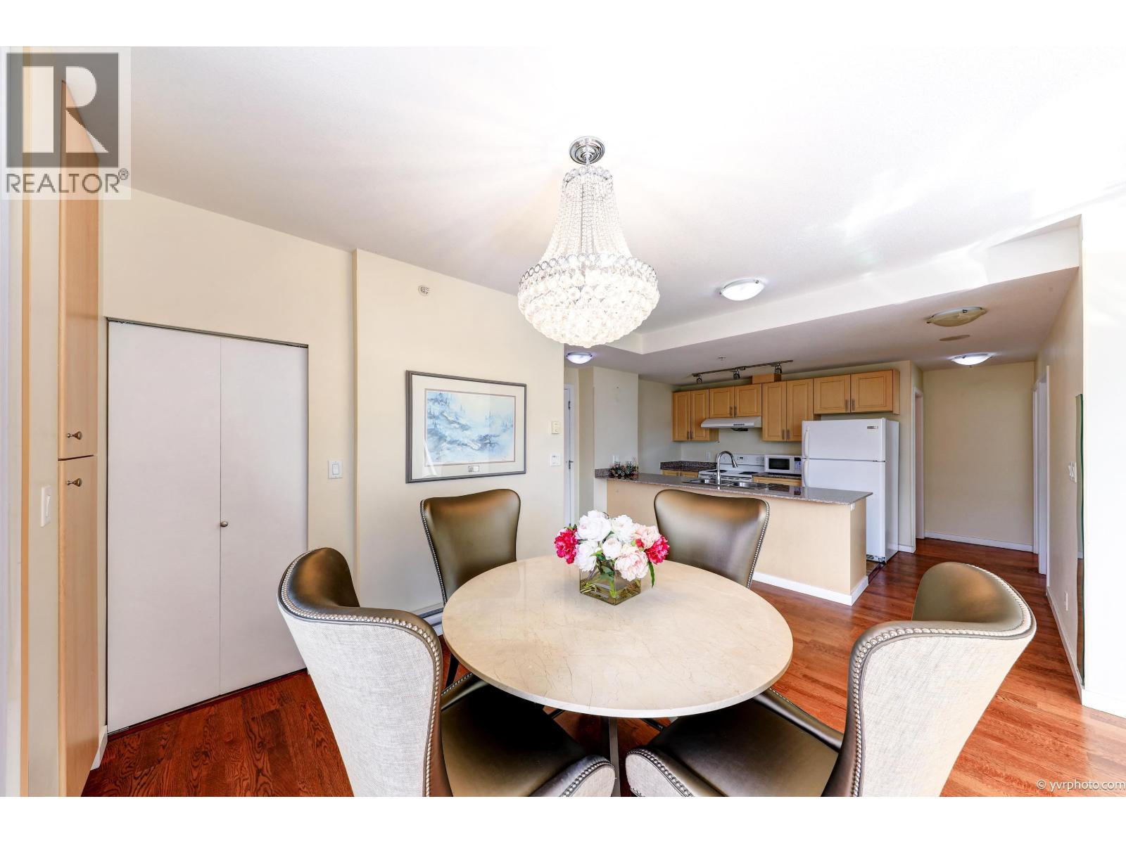 1005 6133 Buswell Street Property Photo 19