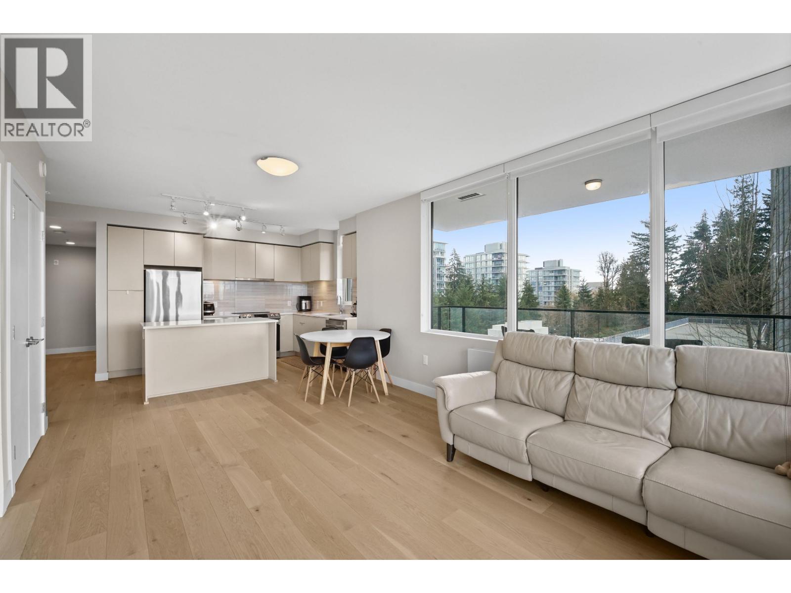 604 8761 University Crescent Property Photo 6
