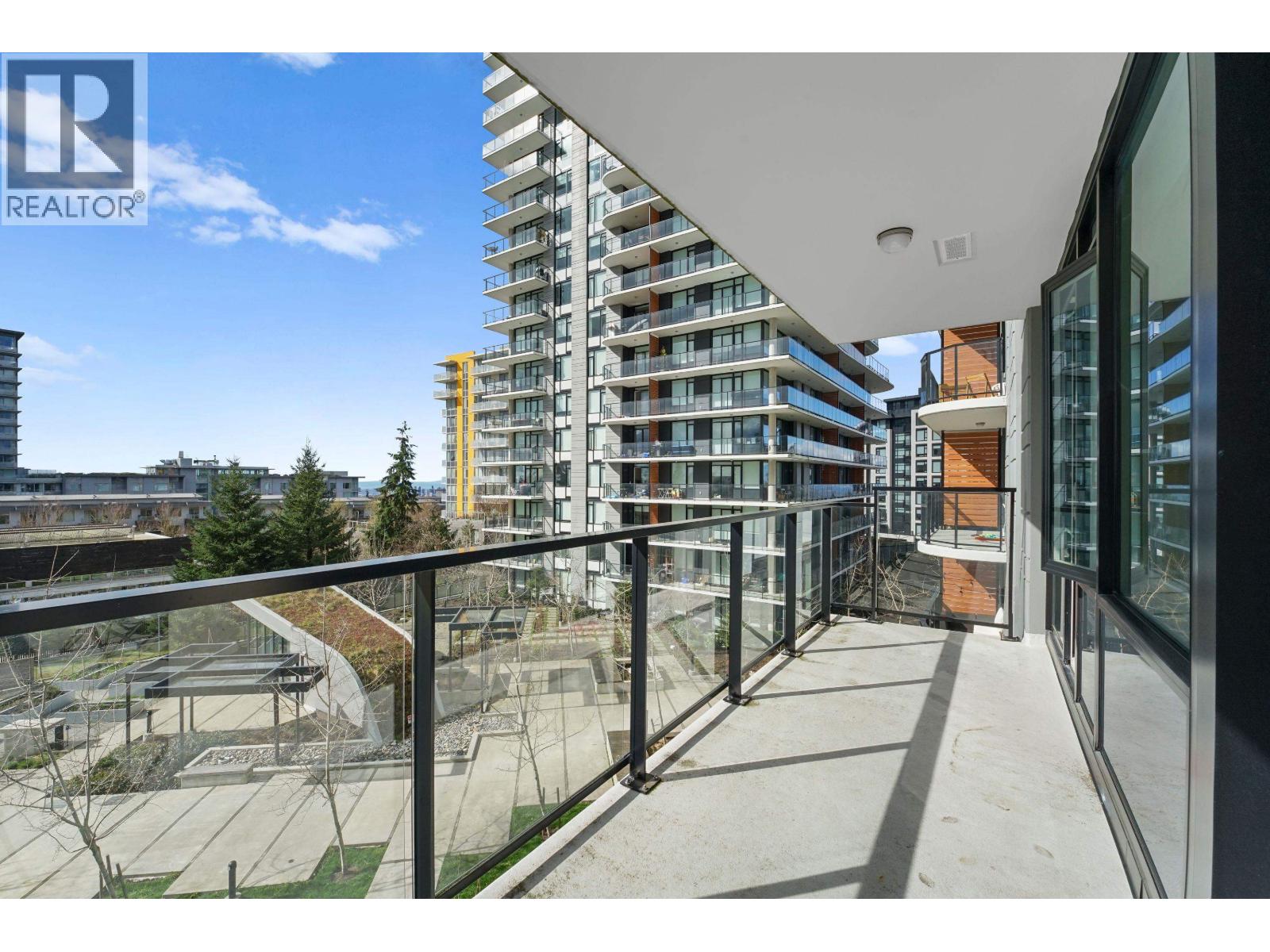 604 8761 University Crescent Property Photo 16