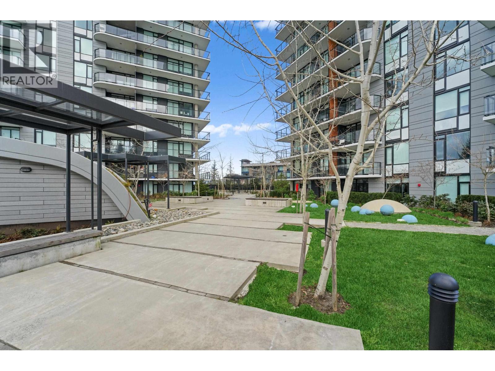 604 8761 University Crescent Property Photo 21