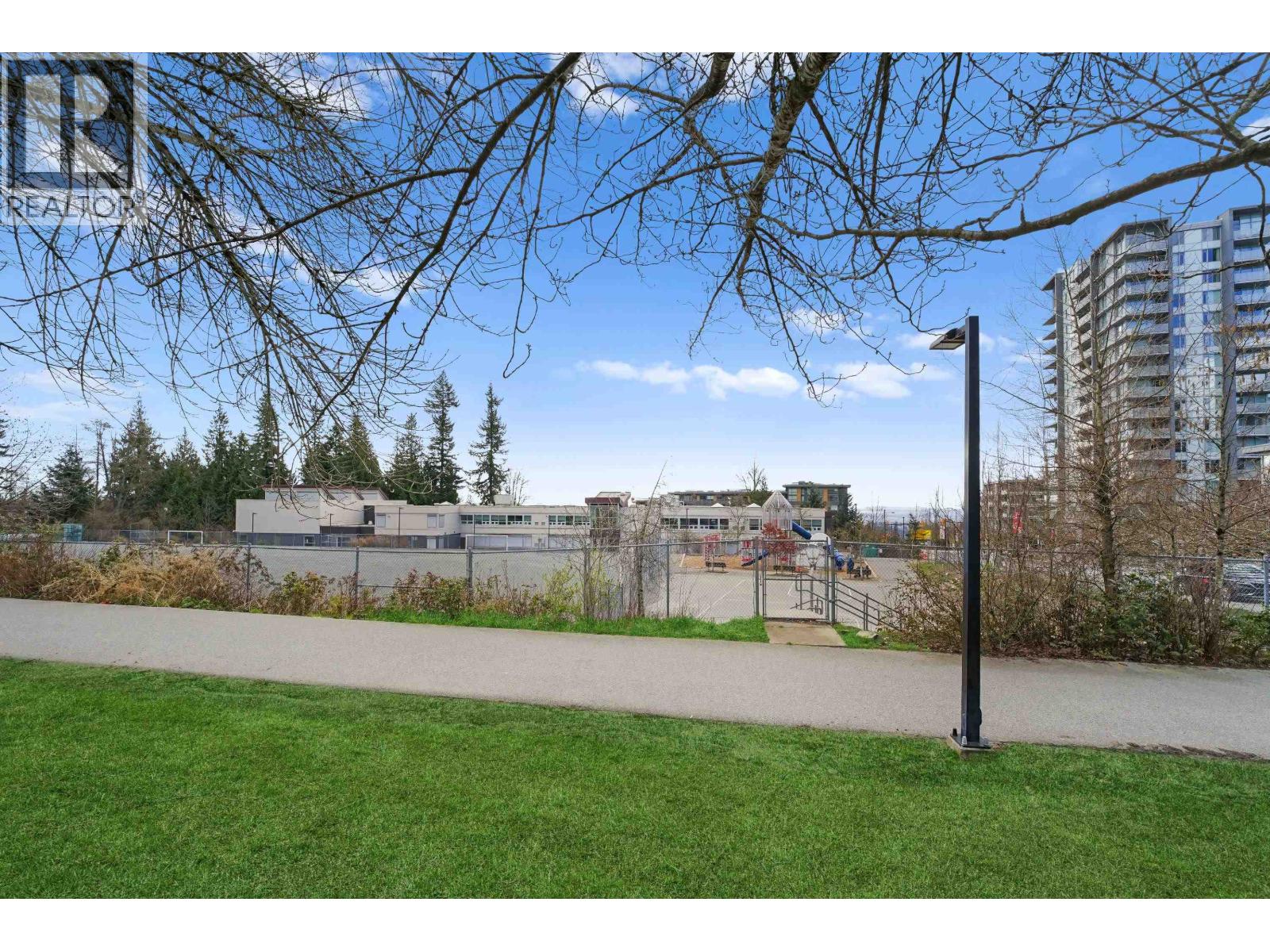 604 8761 University Crescent Property Photo 24