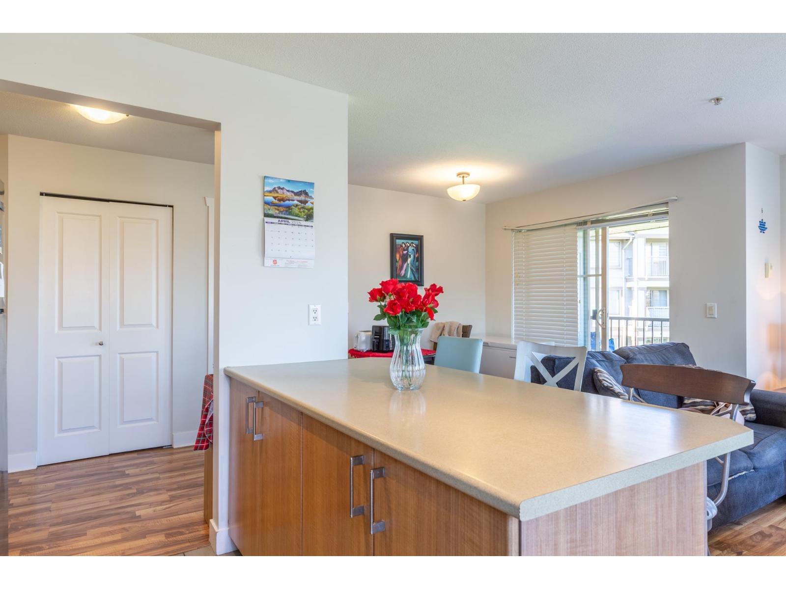 45555 Yale Road #304 Property Photo 10