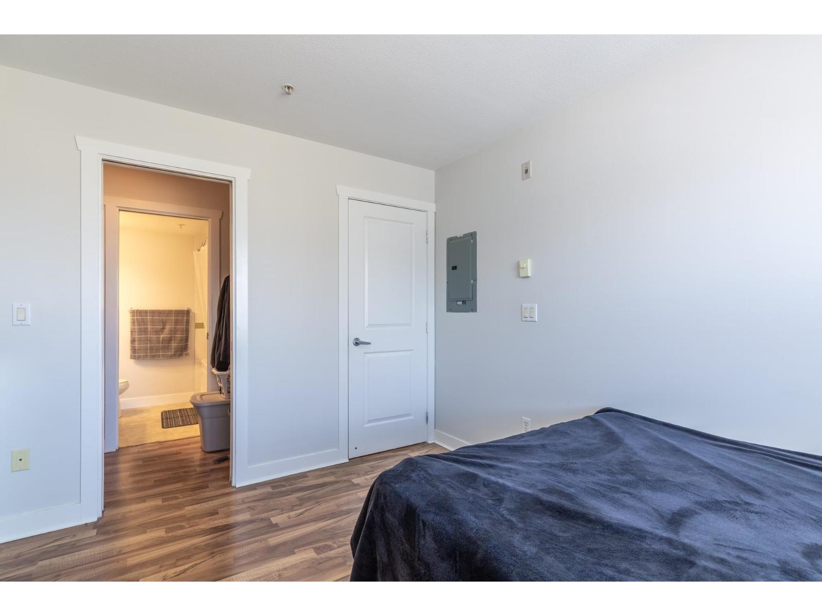 45555 Yale Road #304 Property Photo 18