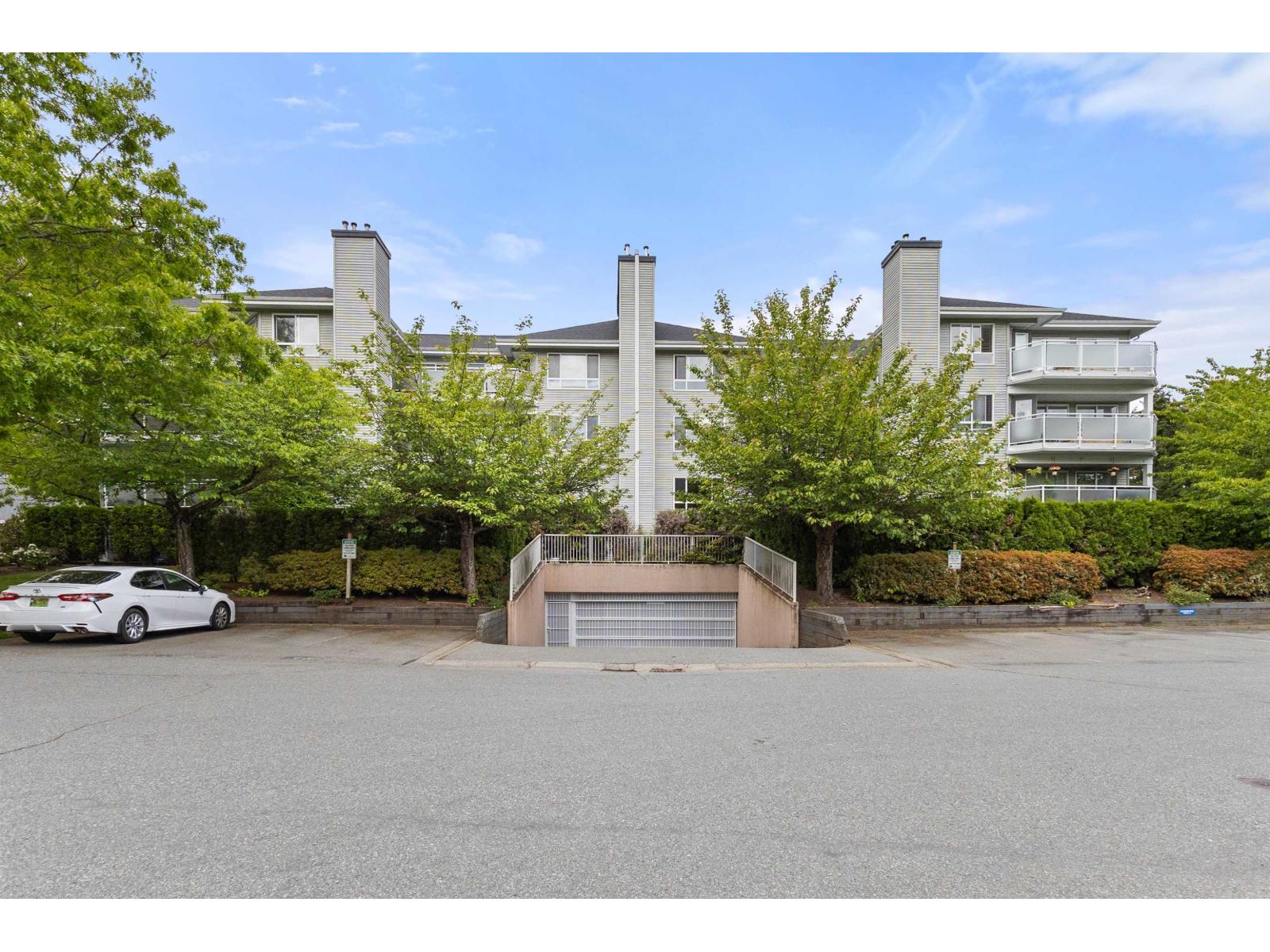 405 13680 84 Avenue Property Photo 16