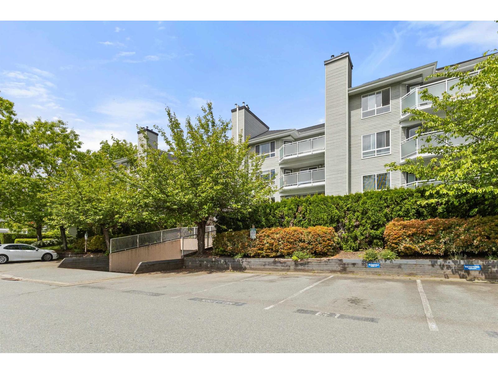 405 13680 84 Avenue Property Photo 18