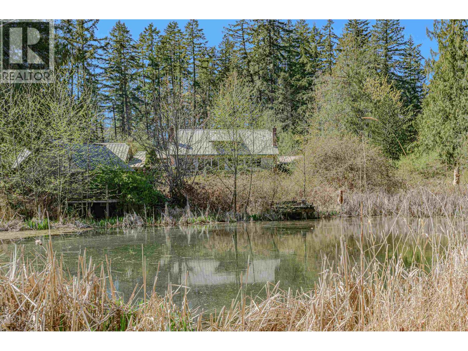1671 Fulford-ganges Road Property Photo 12