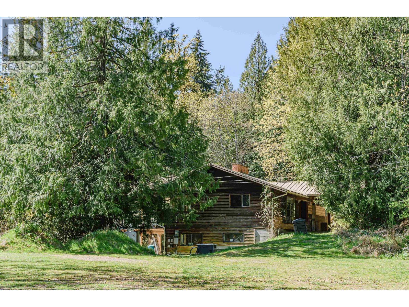 1671 Fulford-ganges Road Property Photo 14