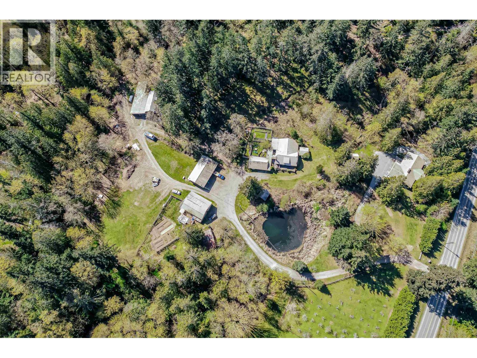 1671 Fulford-ganges Road Property Photo 17