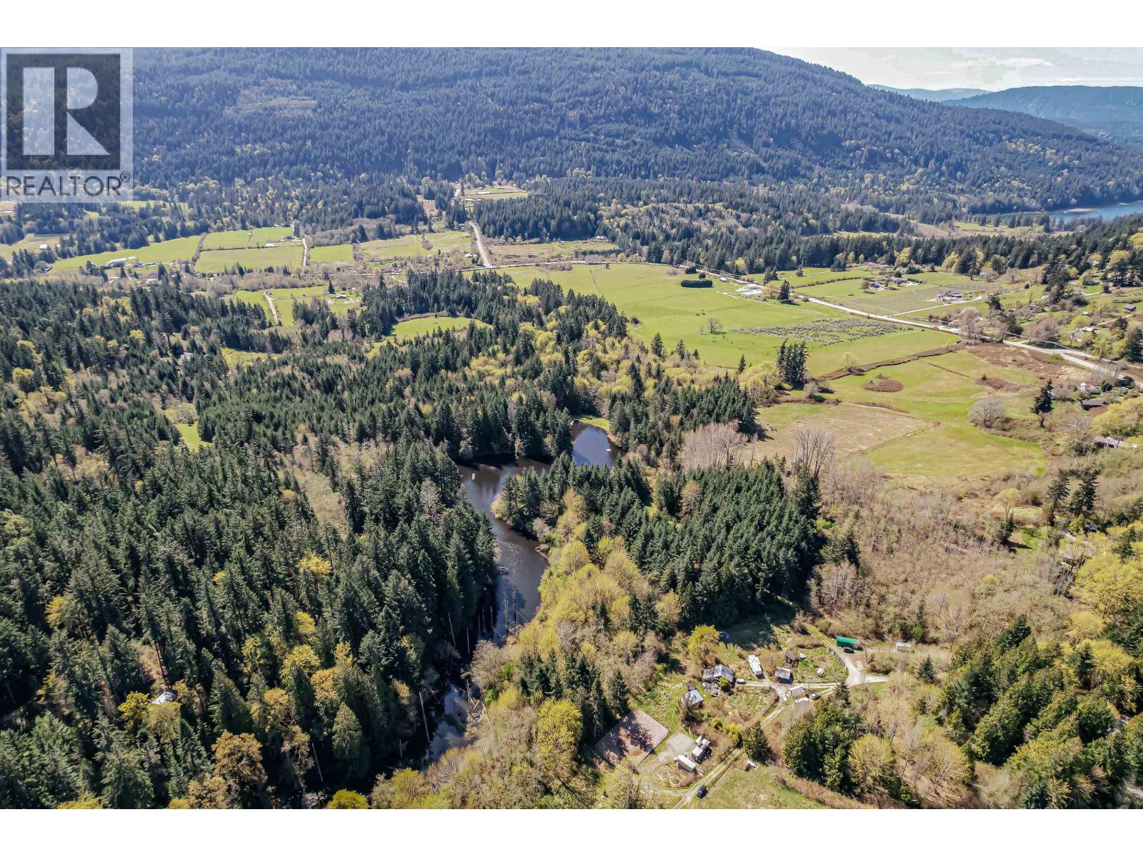 1671 Fulford-ganges Road Property Photo 23