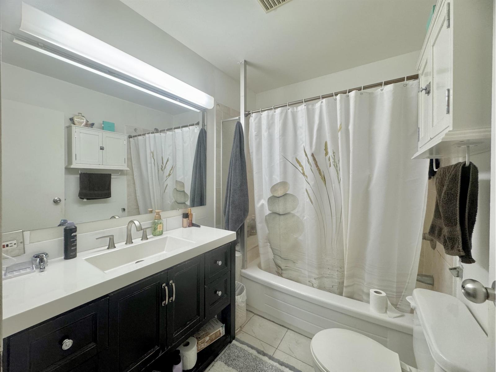 10589 Holly Park Lane Property Photo 9
