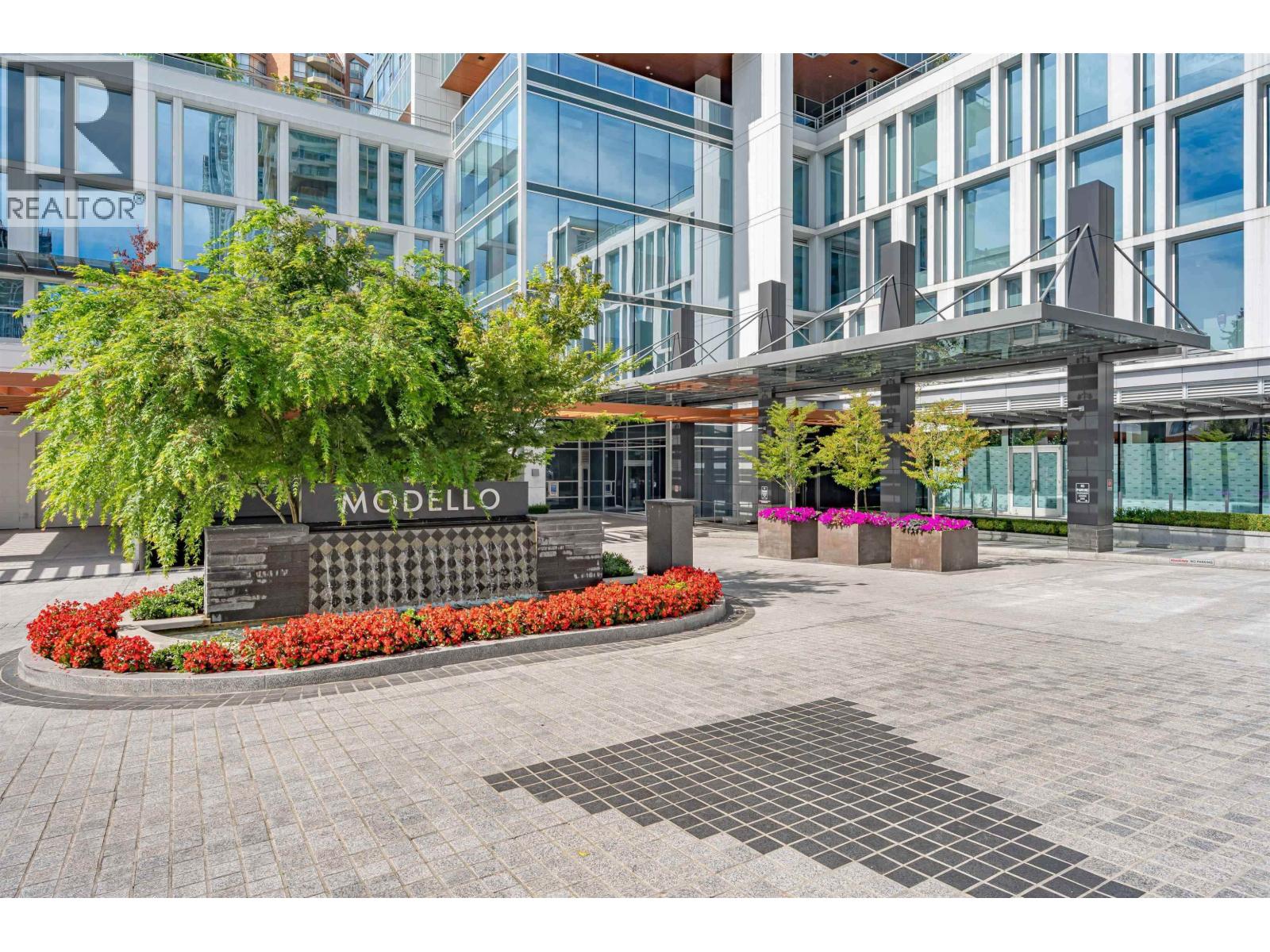 1605 4360 BERESFORD STREET Property Photo 1