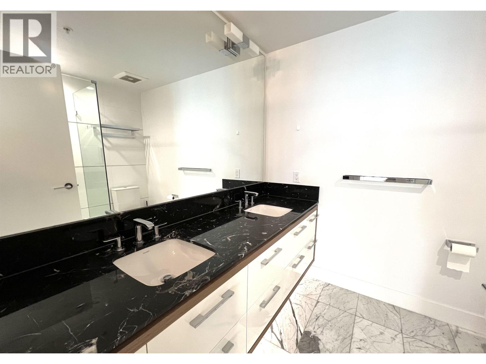 1605 4360 Beresford Street Property Photo 7