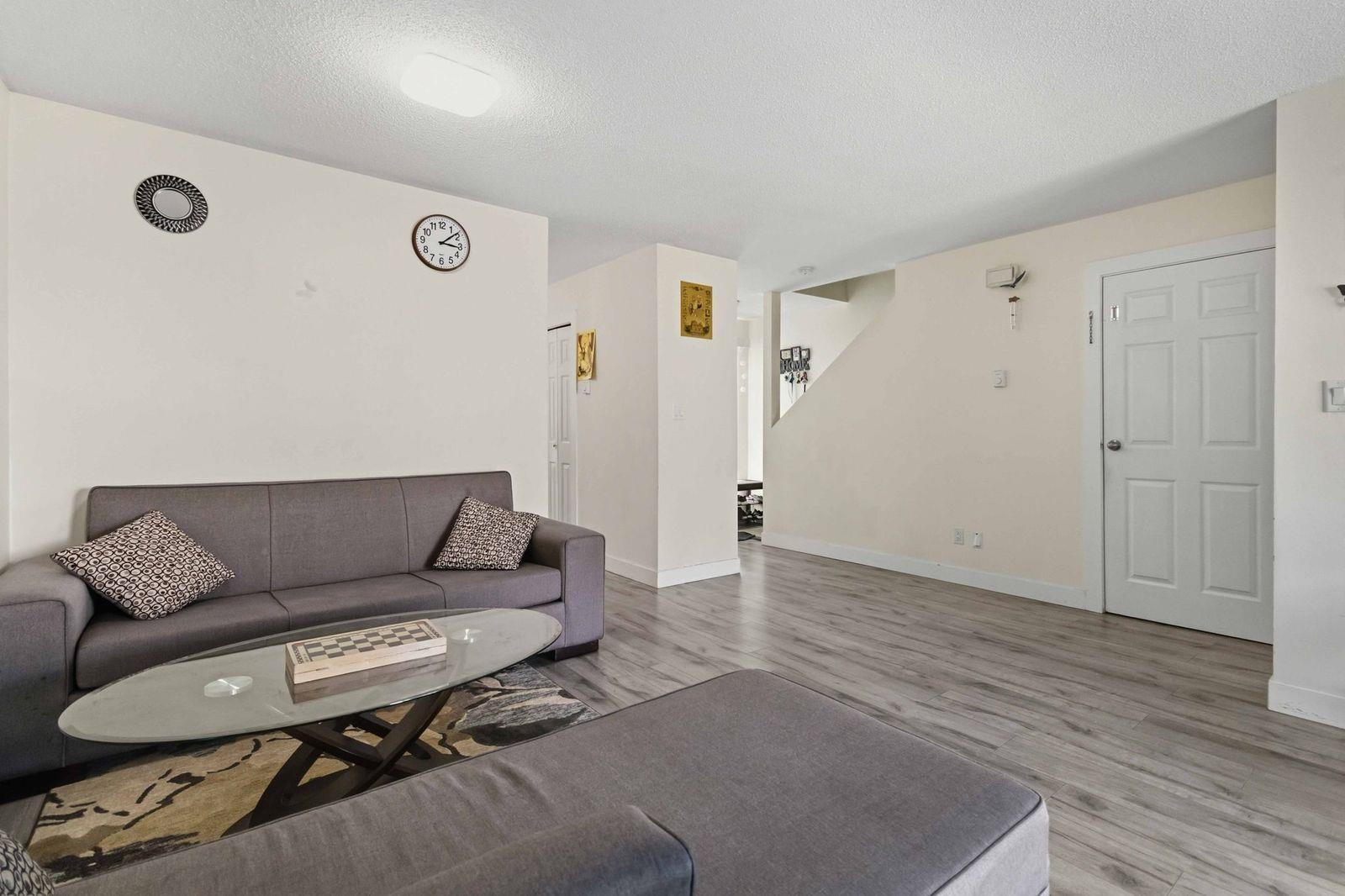 286 32550 Maclure Road Property Photo 7