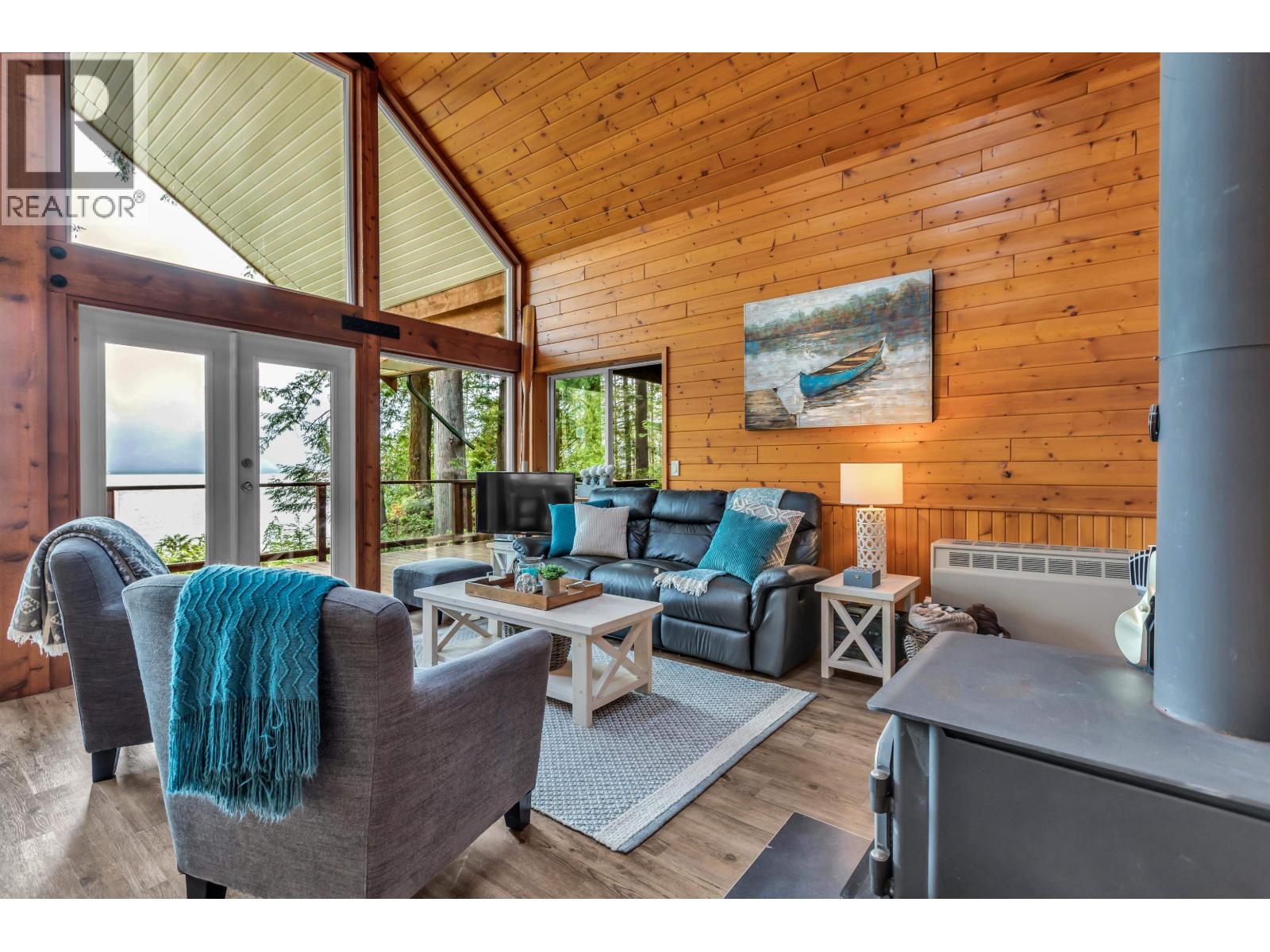 4 Christian Cove Property Photo 12
