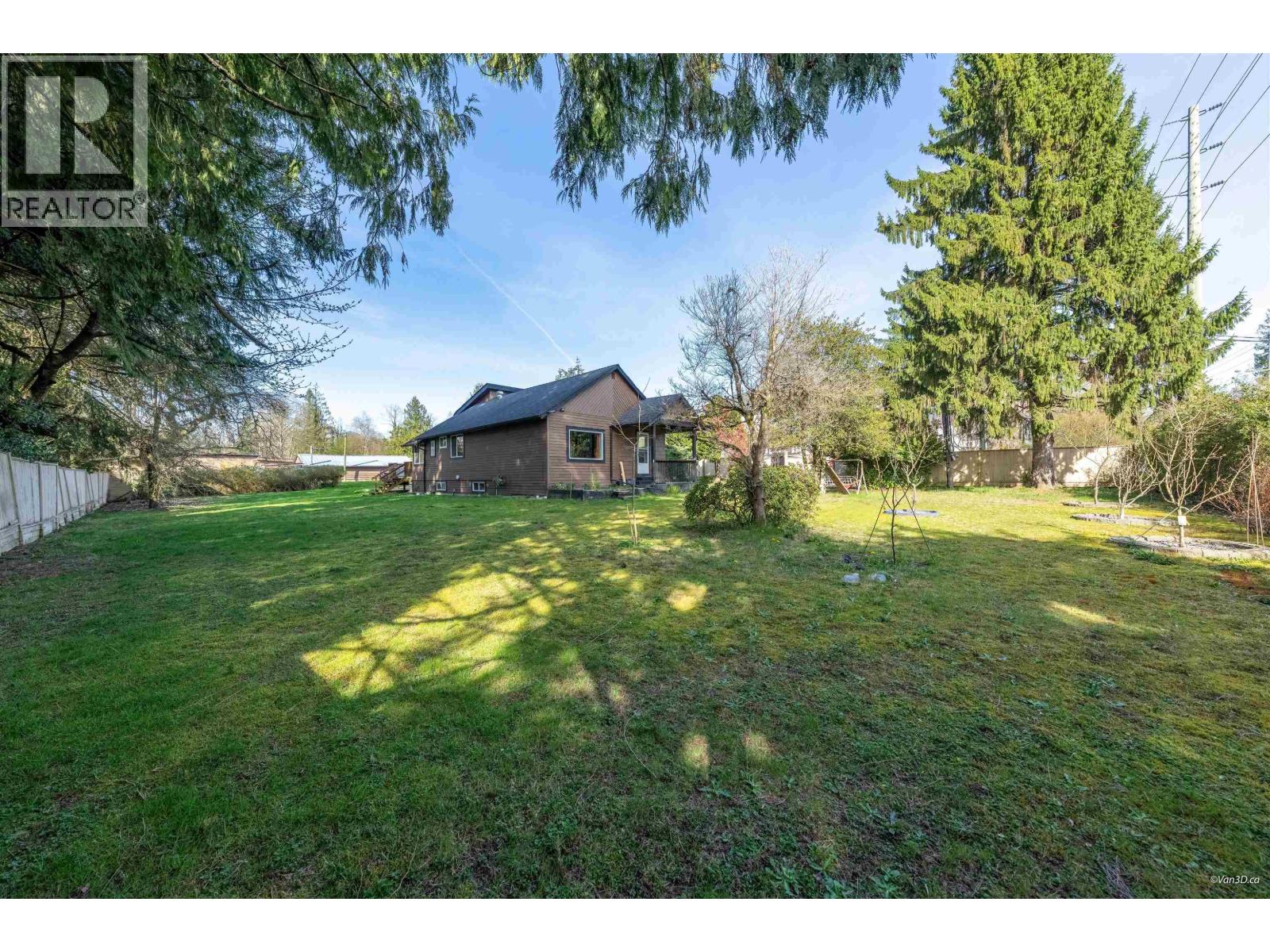 24483 Dewdney Trunk Road Property Photo 3
